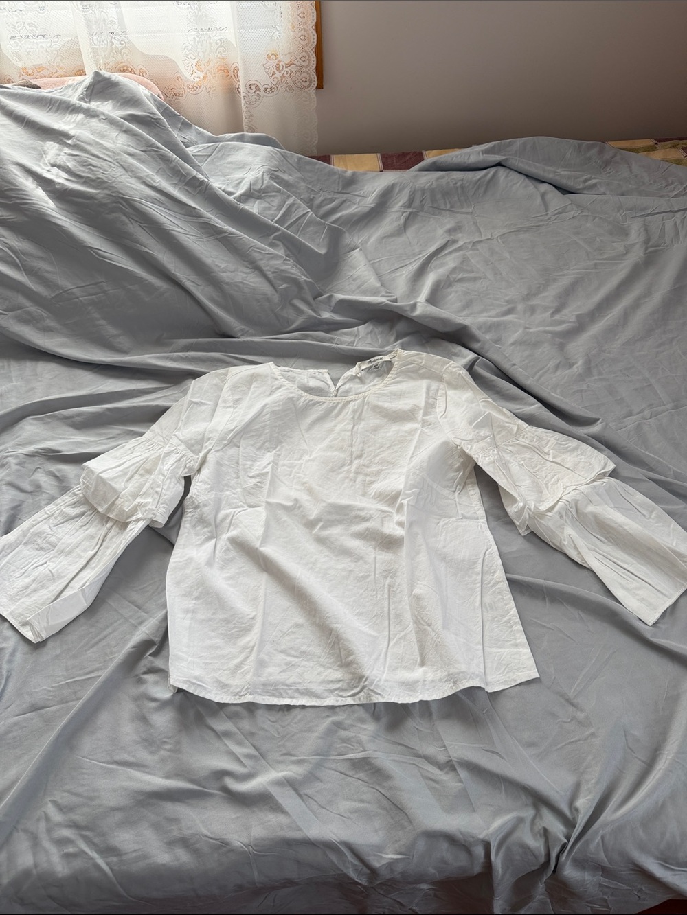 Madewell White Ruffle-Sleeve Blouse size xxs
